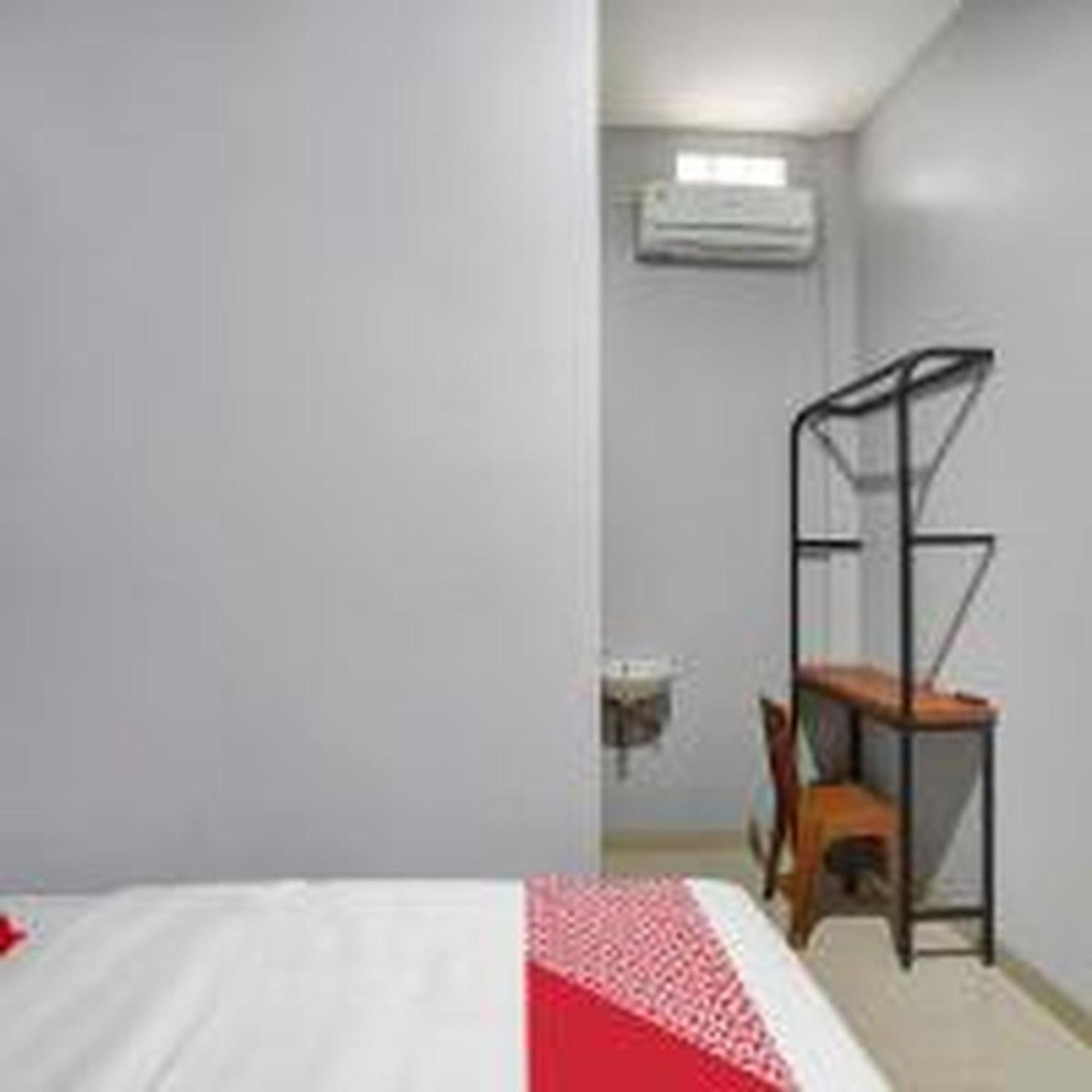 OYO 91181 Beda Arga Residence Medan Exteriör bild